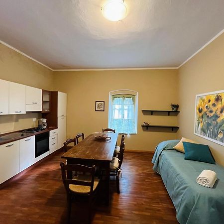 Borgo Degli Aranci Aparthotel ซานจูเลียโน แตร์เม ภายนอก รูปภาพ