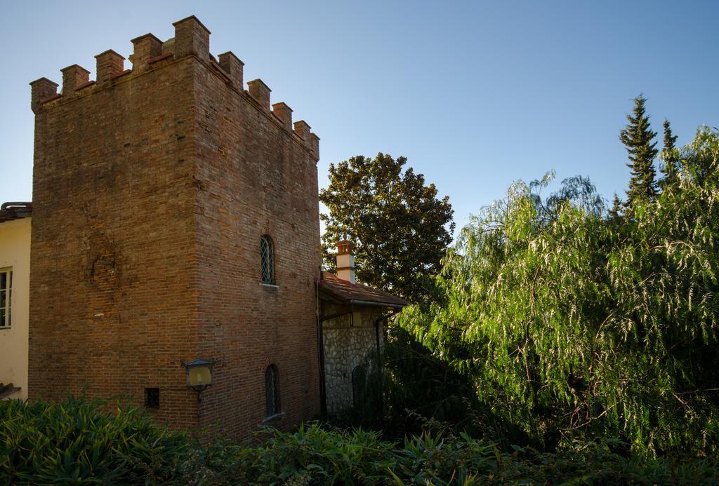 Borgo Degli Aranci Aparthotel ซานจูเลียโน แตร์เม ภายนอก รูปภาพ