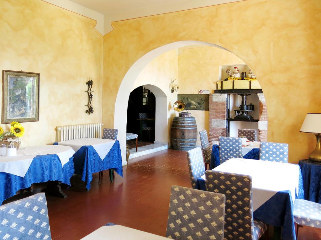 Borgo Degli Aranci Aparthotel ซานจูเลียโน แตร์เม ภายนอก รูปภาพ