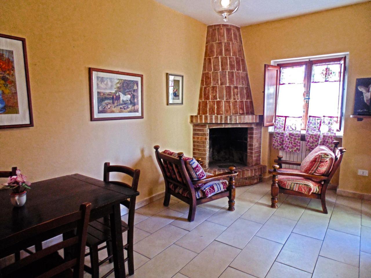 Borgo Degli Aranci Aparthotel ซานจูเลียโน แตร์เม ภายนอก รูปภาพ