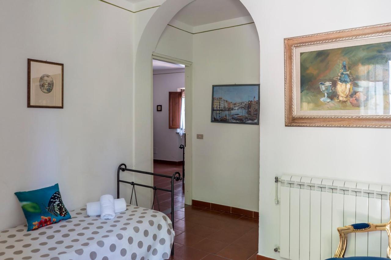 Borgo Degli Aranci Aparthotel ซานจูเลียโน แตร์เม ภายนอก รูปภาพ
