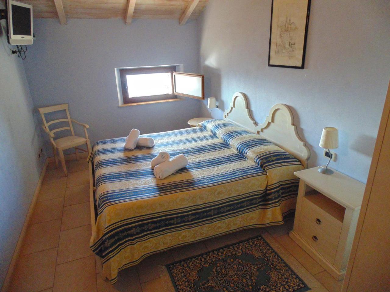 Borgo Degli Aranci Aparthotel ซานจูเลียโน แตร์เม ภายนอก รูปภาพ